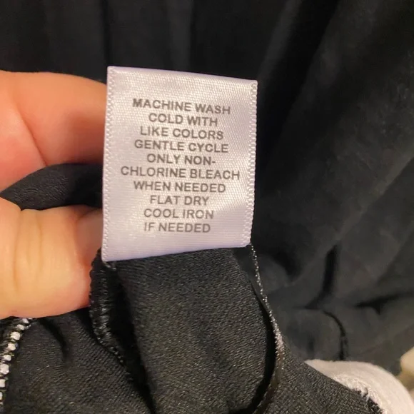 Elle XL Top Black Blouse White Trim Sleeveless Shirt - Picture 4 of 6